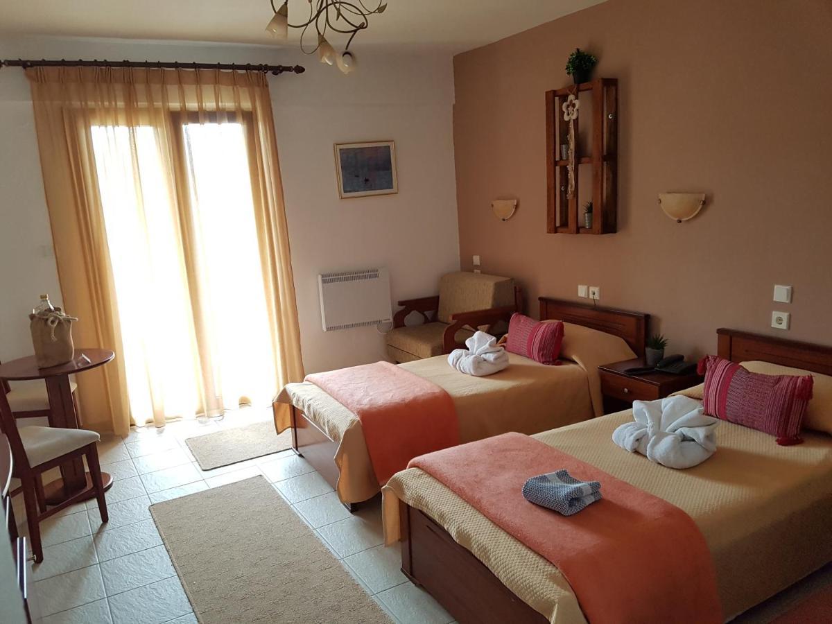 Hotel Metoxi Spilia  Exterior photo